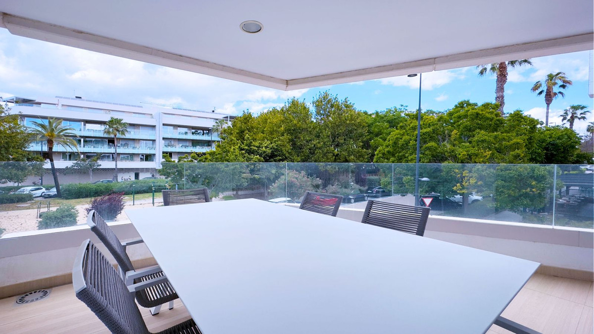 Appartement te koop in Marbella | 3 slaapkamers H5380003