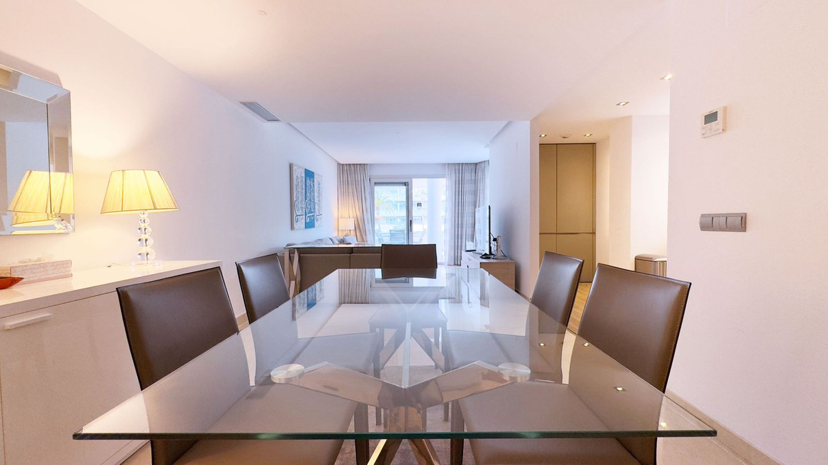Appartement te koop in Marbella | 3 slaapkamers H5380003