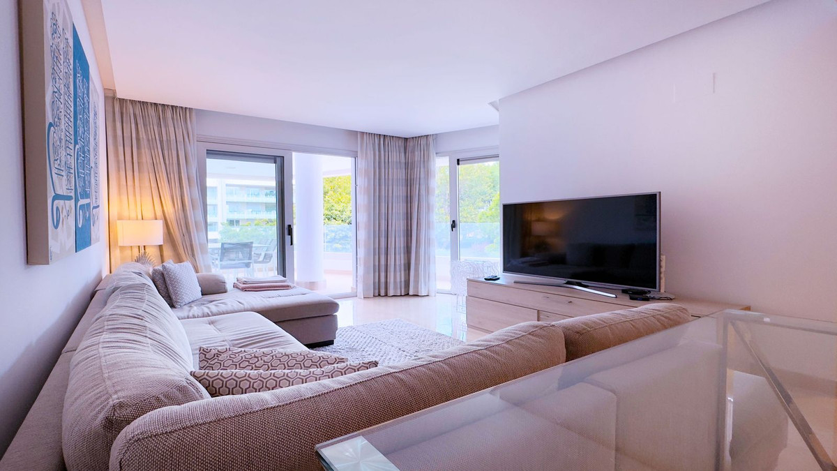 Appartement te koop in Marbella | 3 slaapkamers H5380003