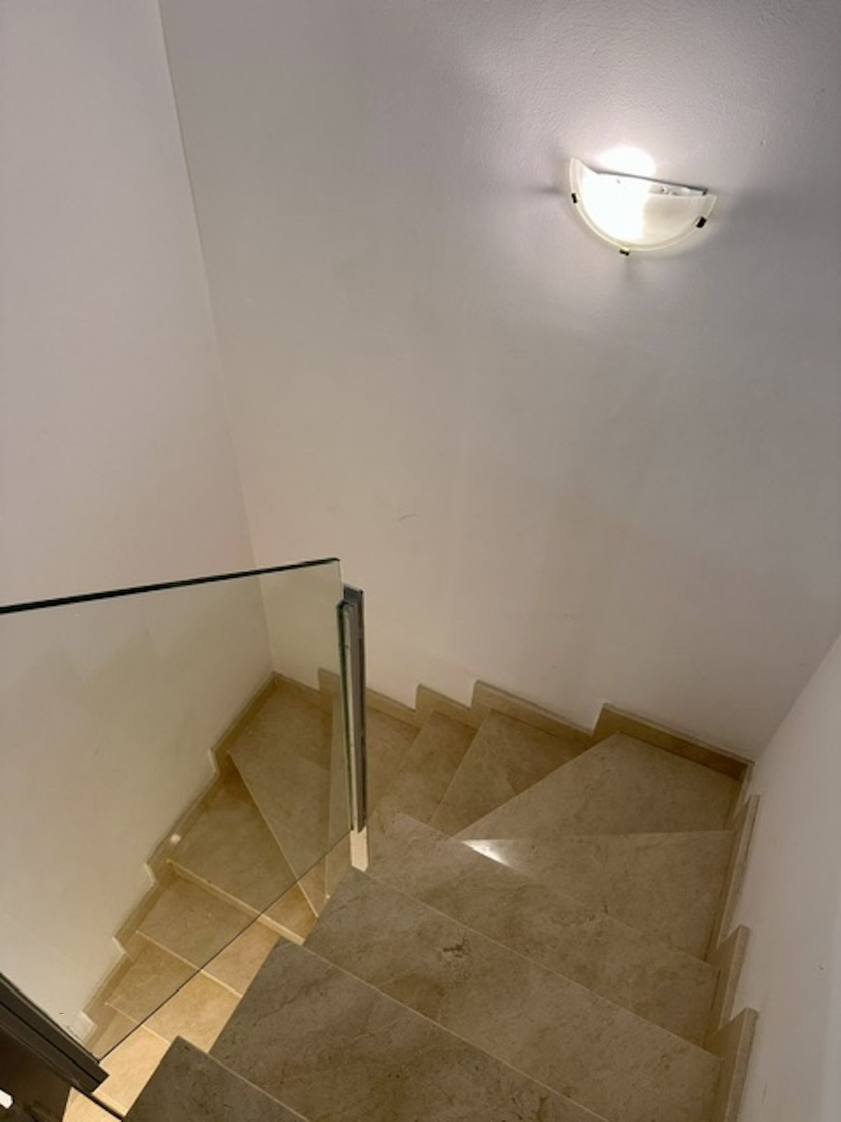 Appartement te koop in Marbella | 3 slaapkamers H5381911
