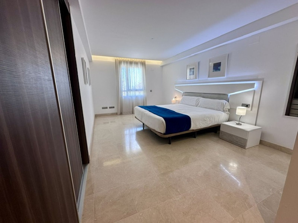 Appartement te koop in Marbella | 3 slaapkamers H5381911
