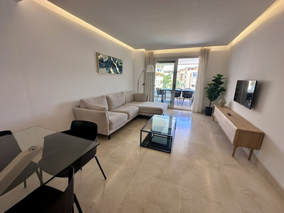 Appartement te koop in Marbella | 3 slaapkamers H5381911