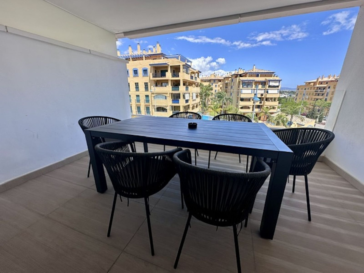 Appartement te koop in Marbella | 3 slaapkamers H5381911