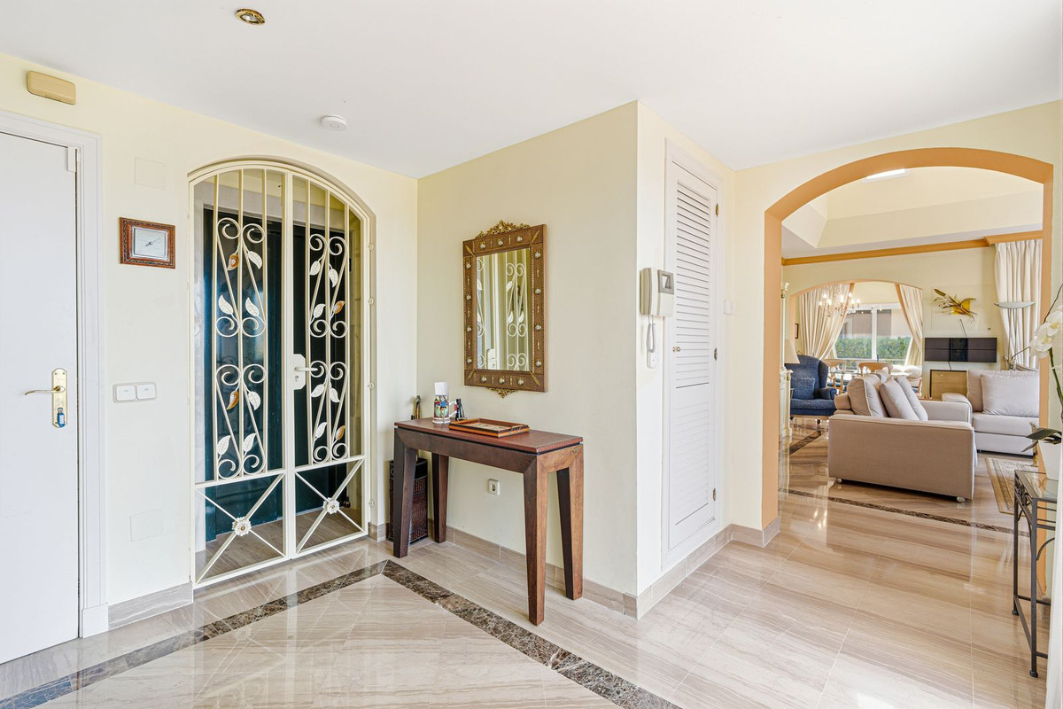 Appartement te koop in Marbella | 4 slaapkamers H5382913