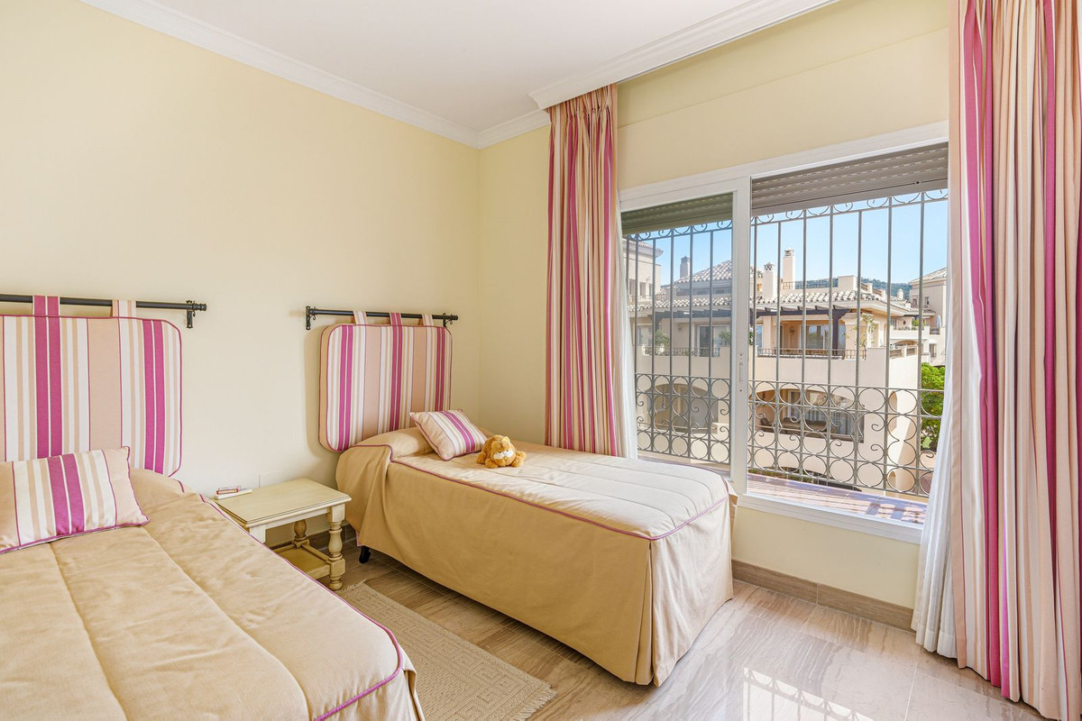Appartement te koop in Marbella | 4 slaapkamers H5382913