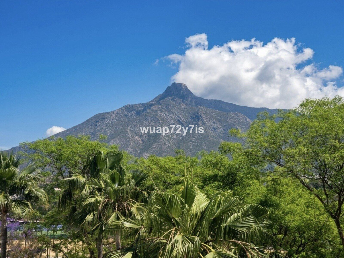 Penthouse te koop in Marbella | 2 slaapkamers H5387920