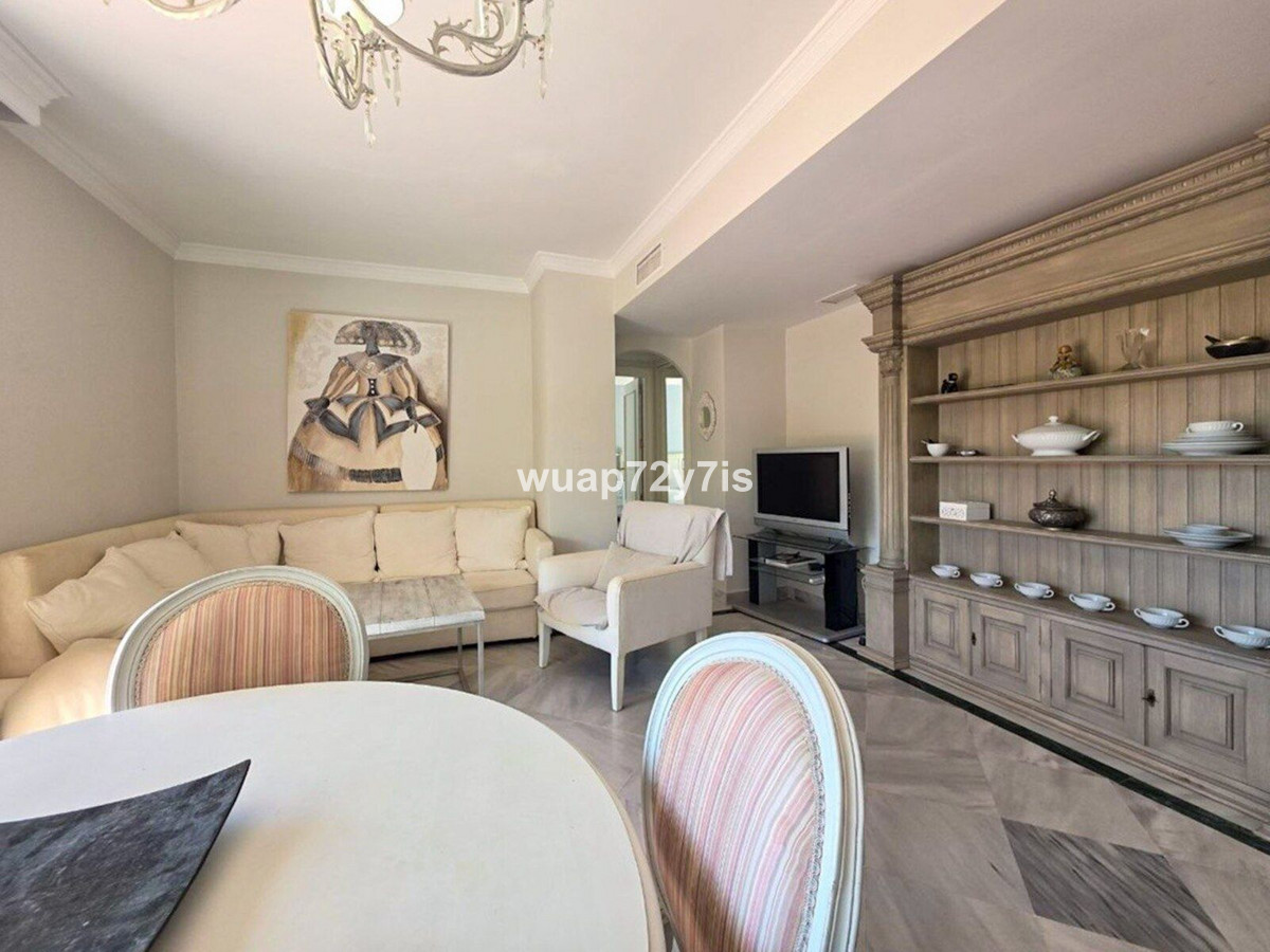 Penthouse te koop in Marbella | 2 slaapkamers H5387920