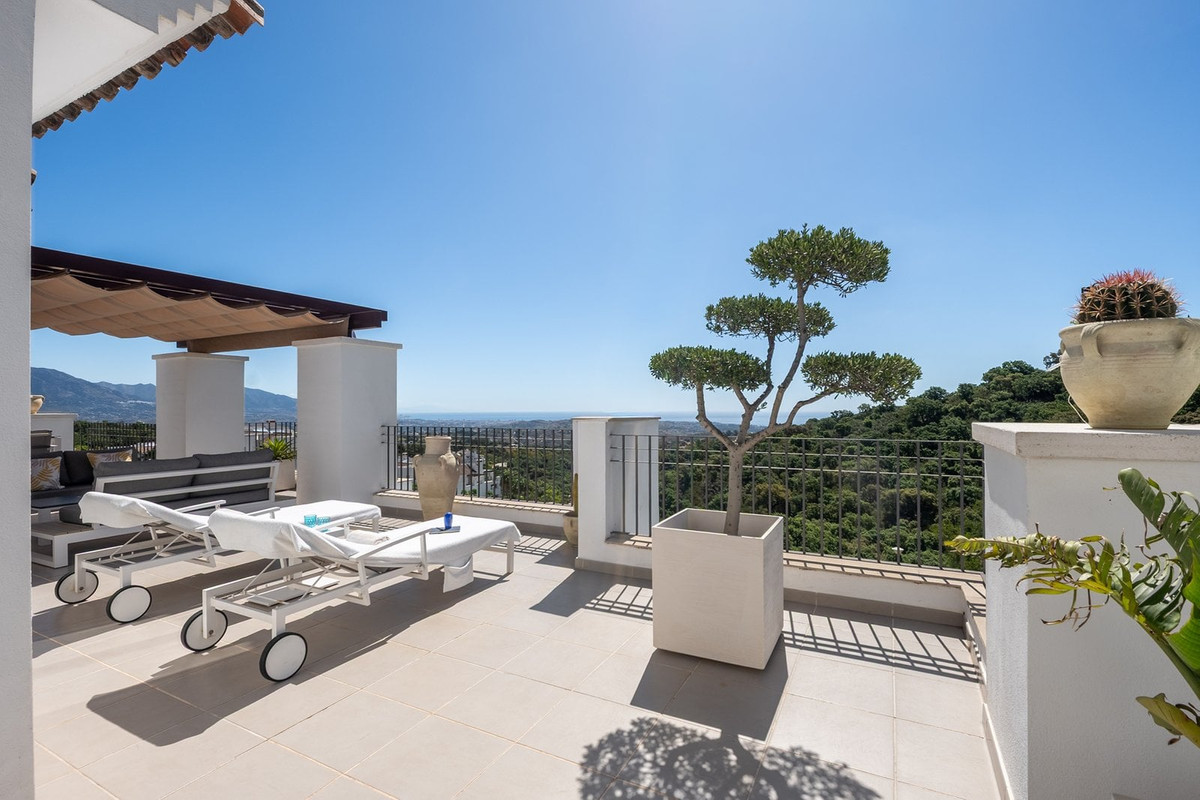 Penthouse te koop in Marbella | 3 slaapkamers H5388430