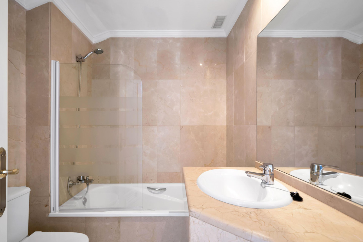 Huis te koop in Marbella | 3 slaapkamers H5390275