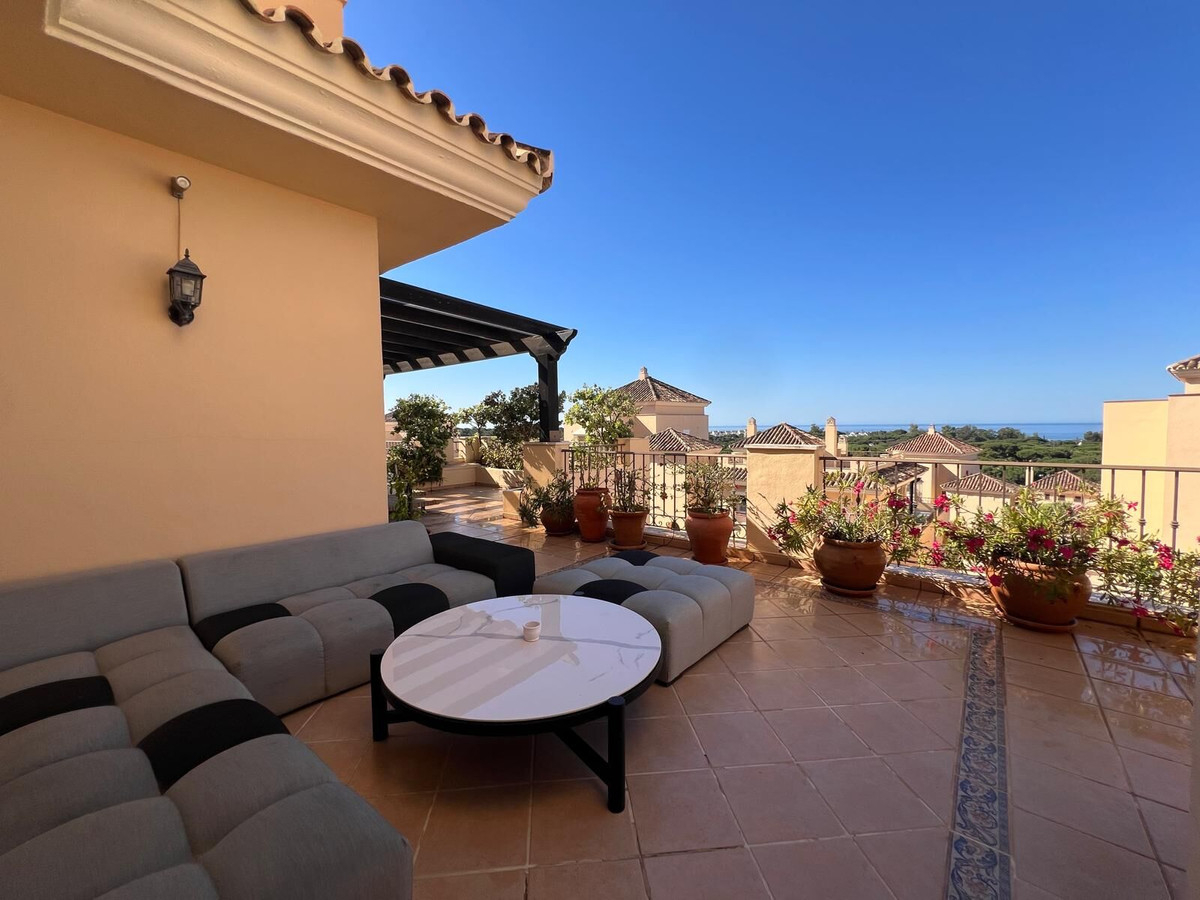 Penthouse te koop in Marbella | 4 slaapkamers H5391745