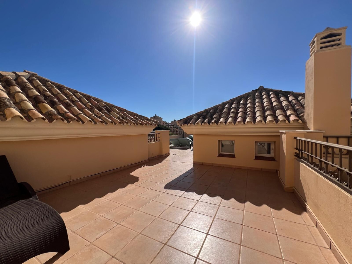 Penthouse te koop in Marbella | 4 slaapkamers H5391745