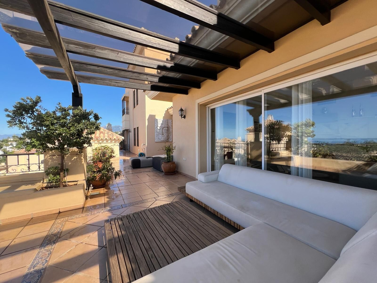 Penthouse te koop in Marbella | 4 slaapkamers H5391745