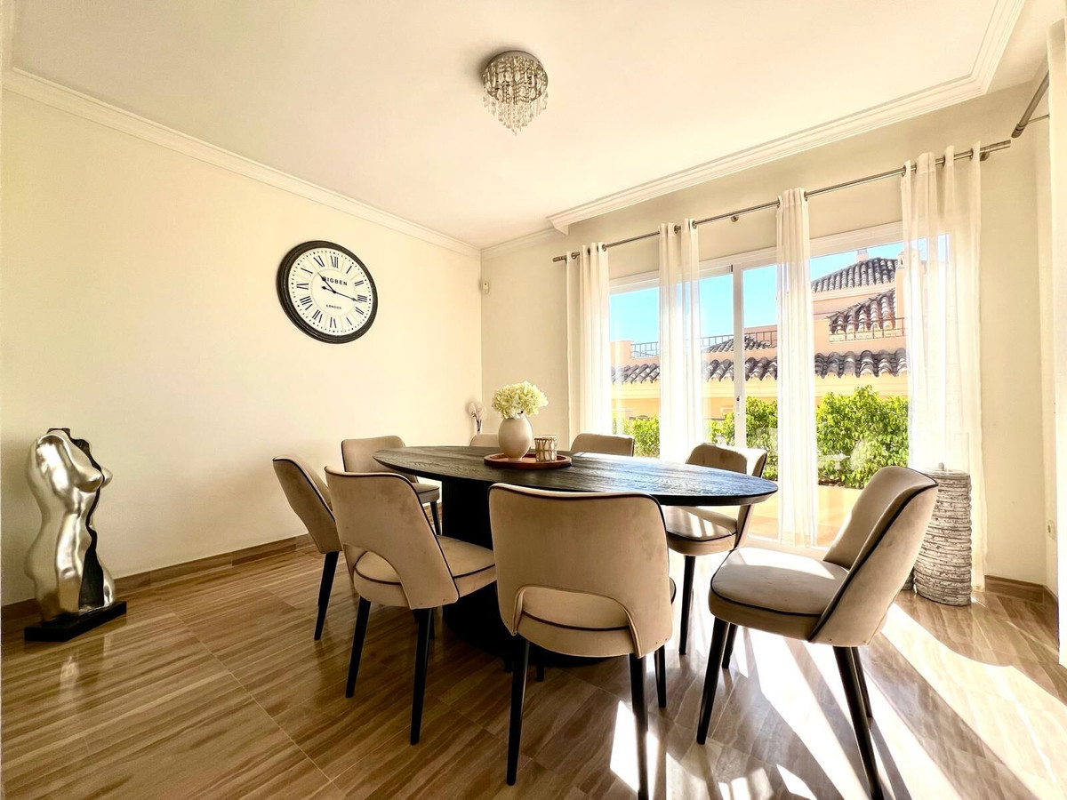 Penthouse te koop in Marbella | 4 slaapkamers H5391745