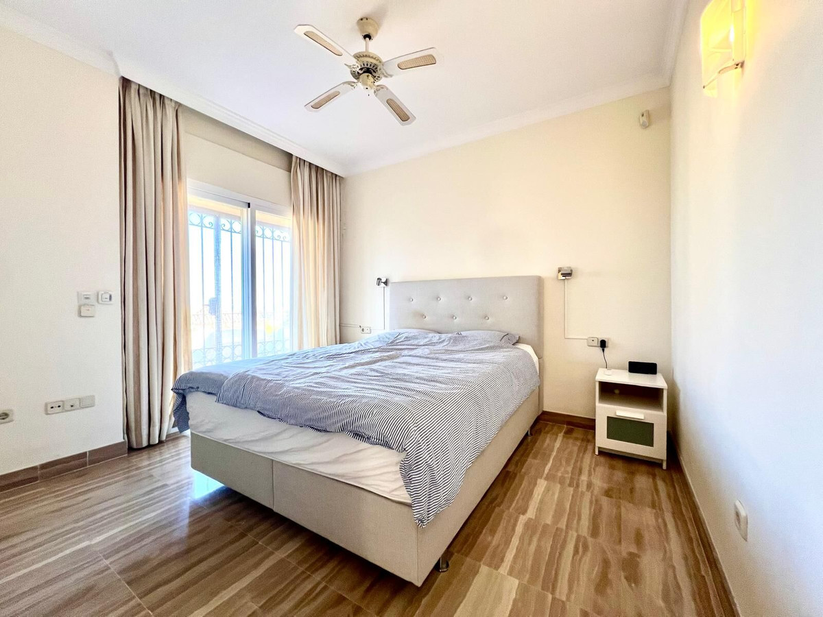 Penthouse te koop in Marbella | 4 slaapkamers H5391745