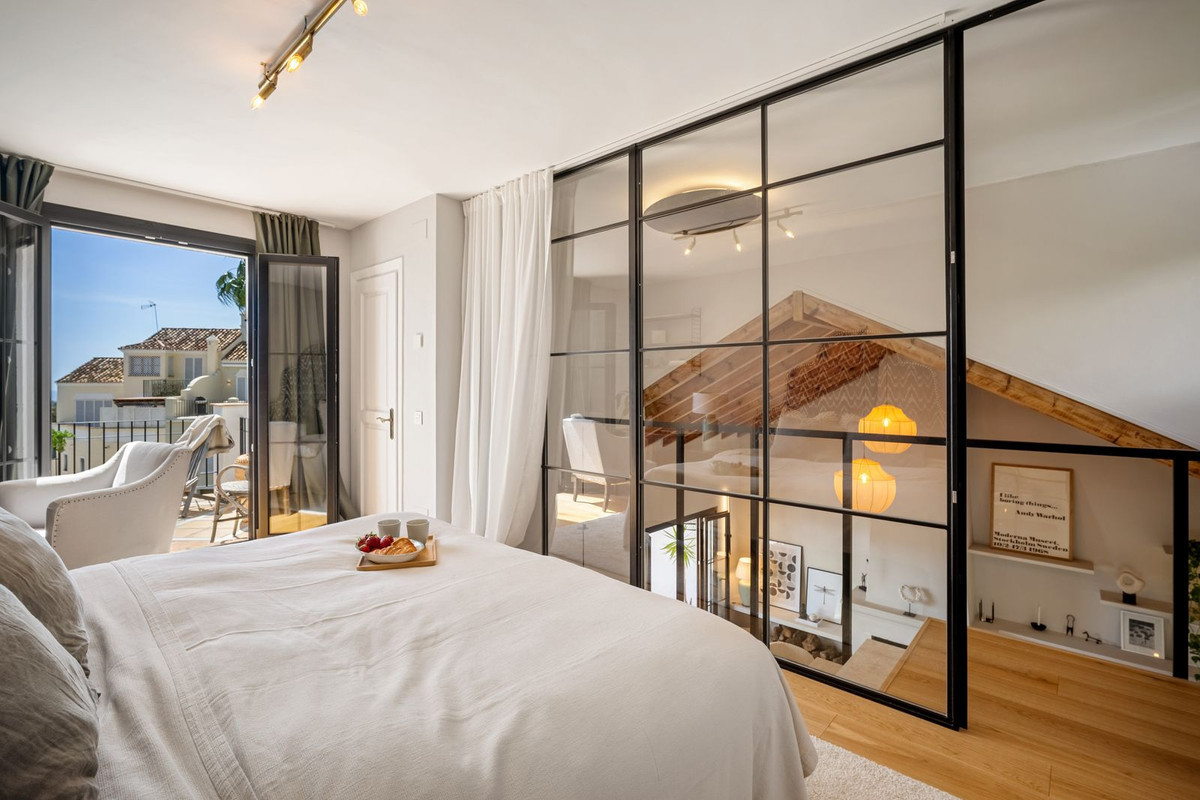 Huis te koop in Marbella | 4 slaapkamers H5395765