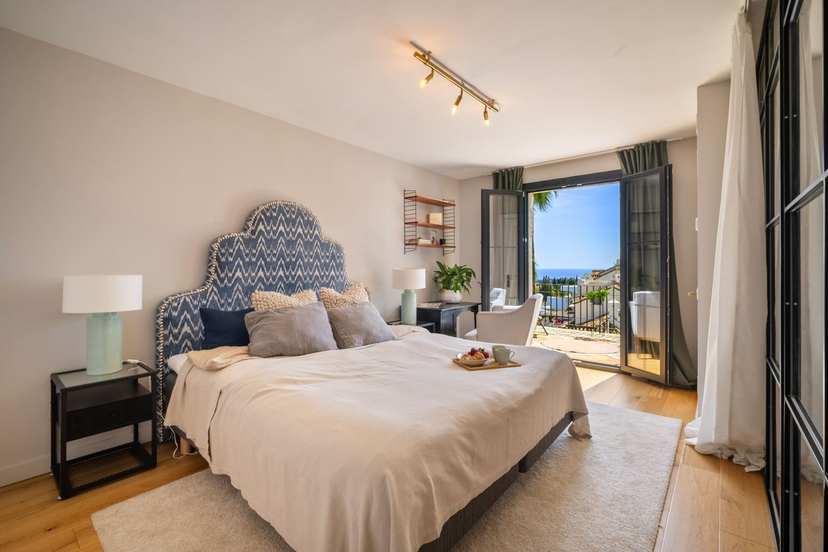 Huis te koop in Marbella | 4 slaapkamers H5395765