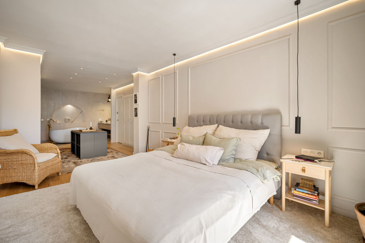 Huis te koop in Marbella | 4 slaapkamers H5395765