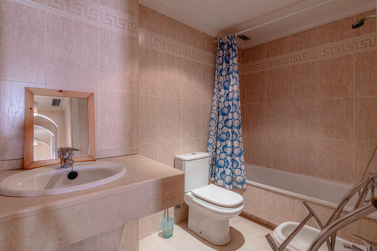Appartement te koop in Marbella | 3 slaapkamers H5396374