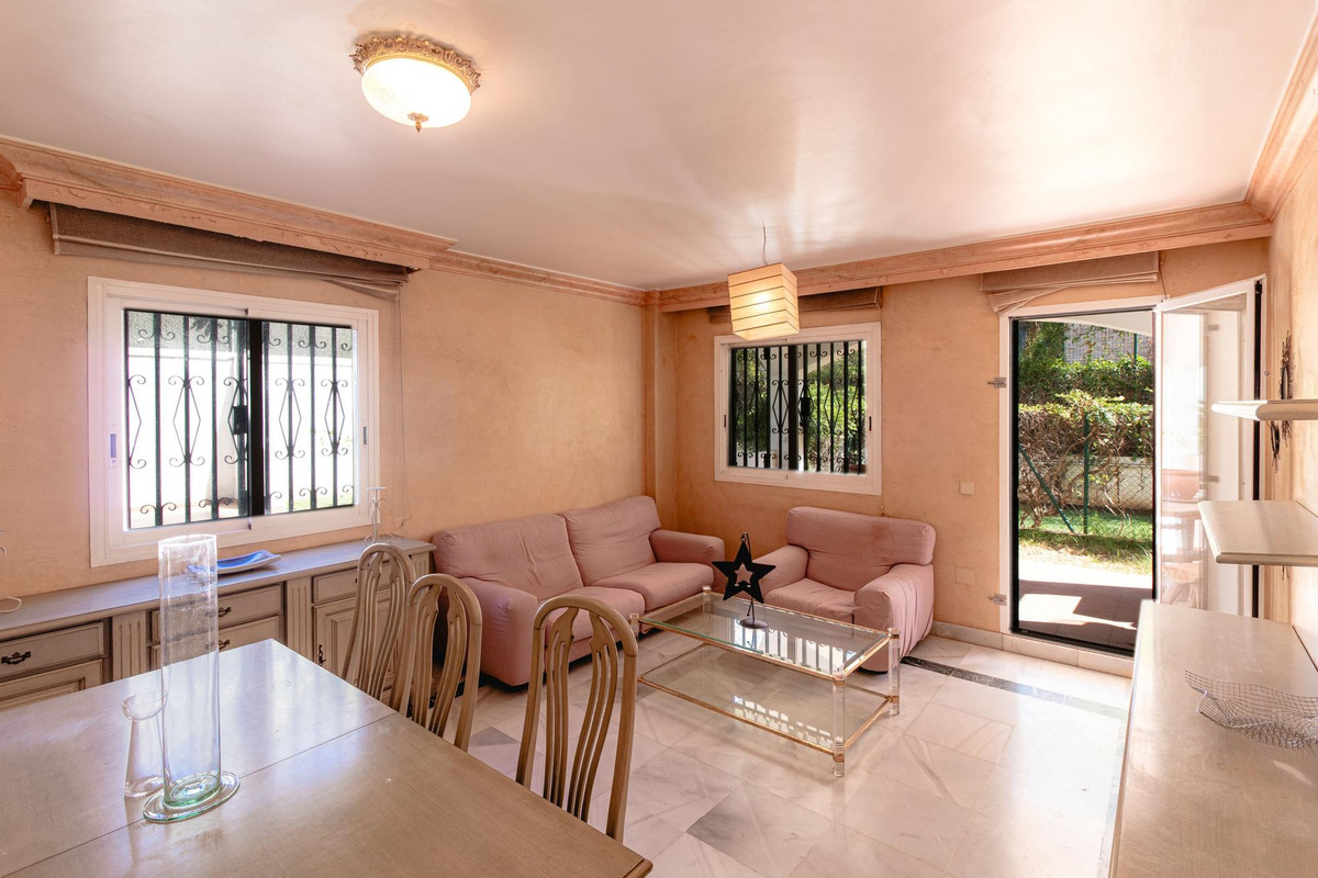 Appartement te koop in Marbella | 3 slaapkamers H5396374
