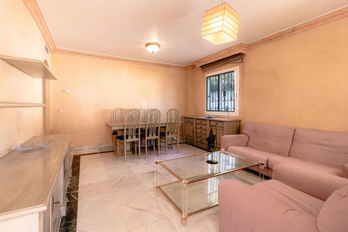 Appartement te koop in Marbella | 3 slaapkamers H5396374