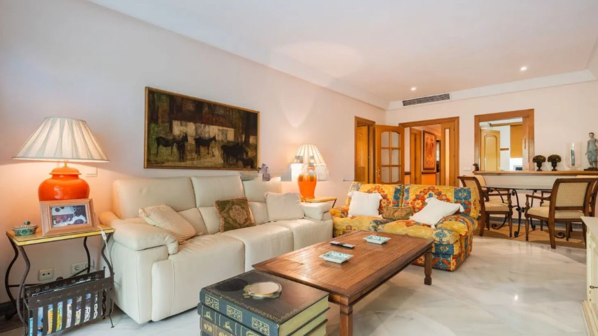 Appartement te koop in Marbella | 2 slaapkamers H5396686