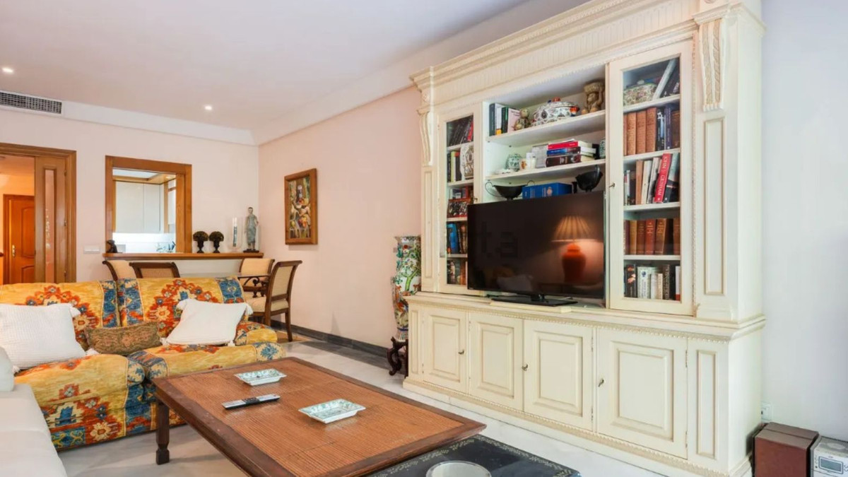 Appartement te koop in Marbella | 2 slaapkamers H5396686