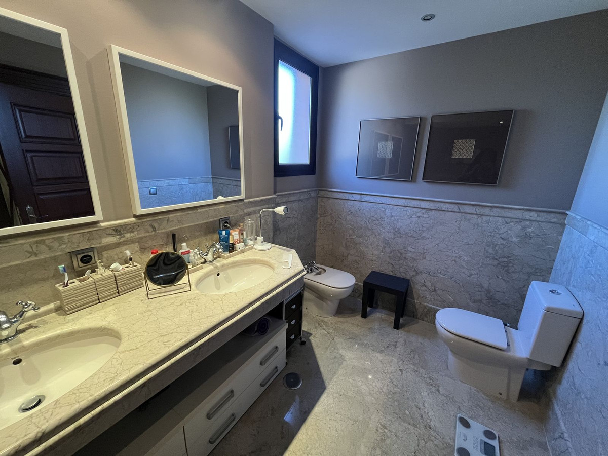 Penthouse te koop in Marbella | 3 slaapkamers H5397421