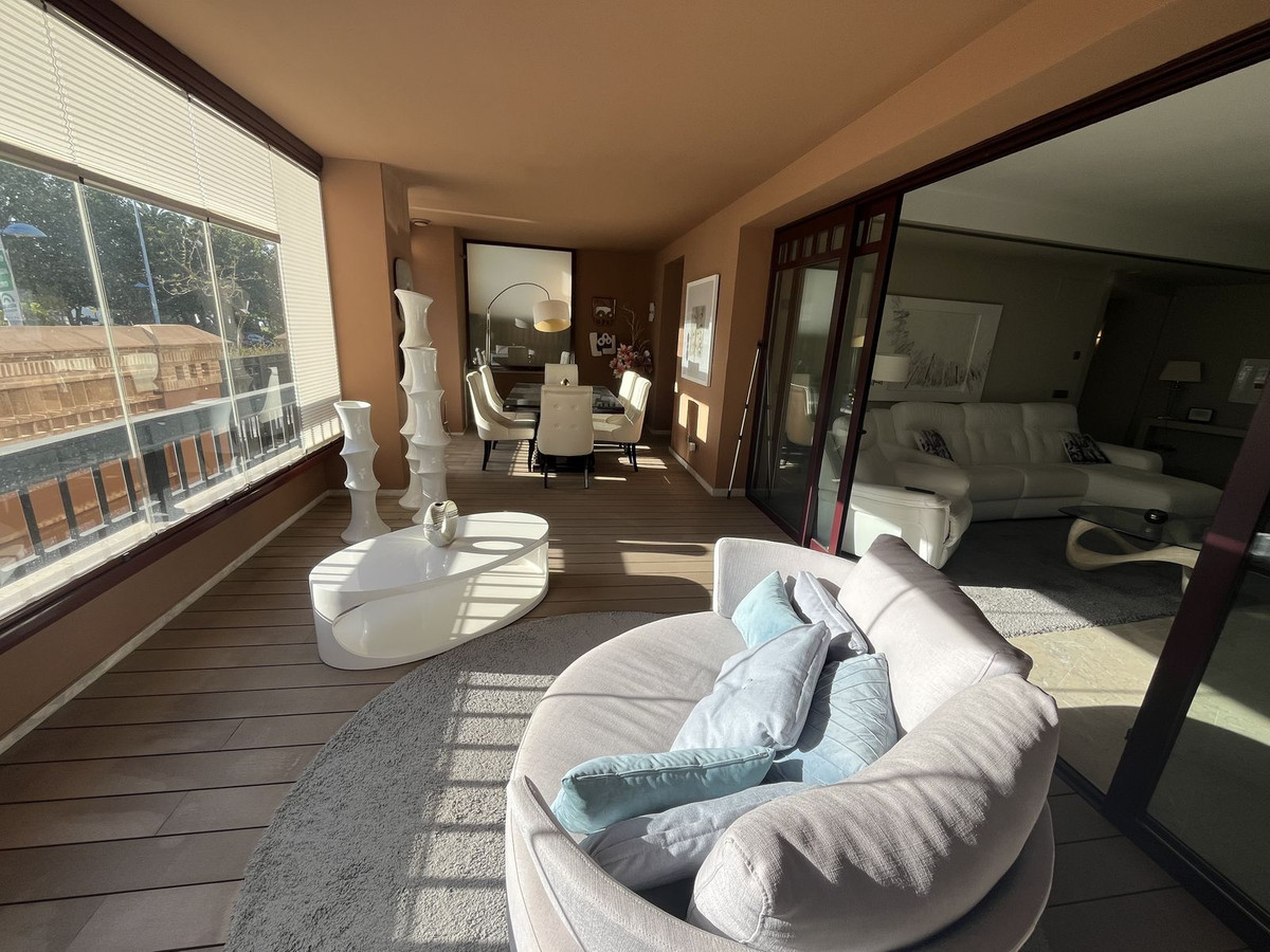 Penthouse te koop in Marbella | 3 slaapkamers H5397421