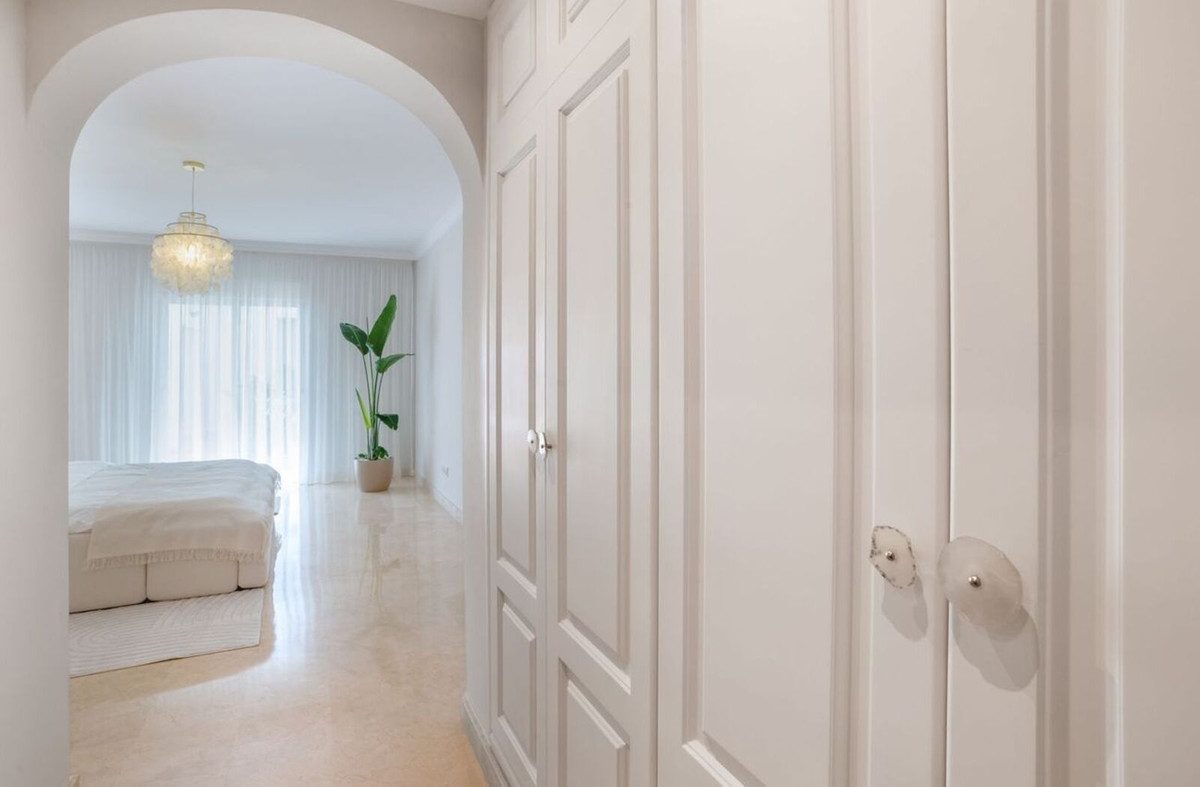 Appartement te koop in Marbella | 3 slaapkamers H5398519