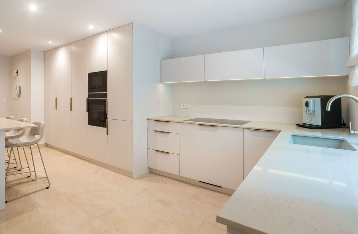 Appartement te koop in Marbella | 3 slaapkamers H5398519
