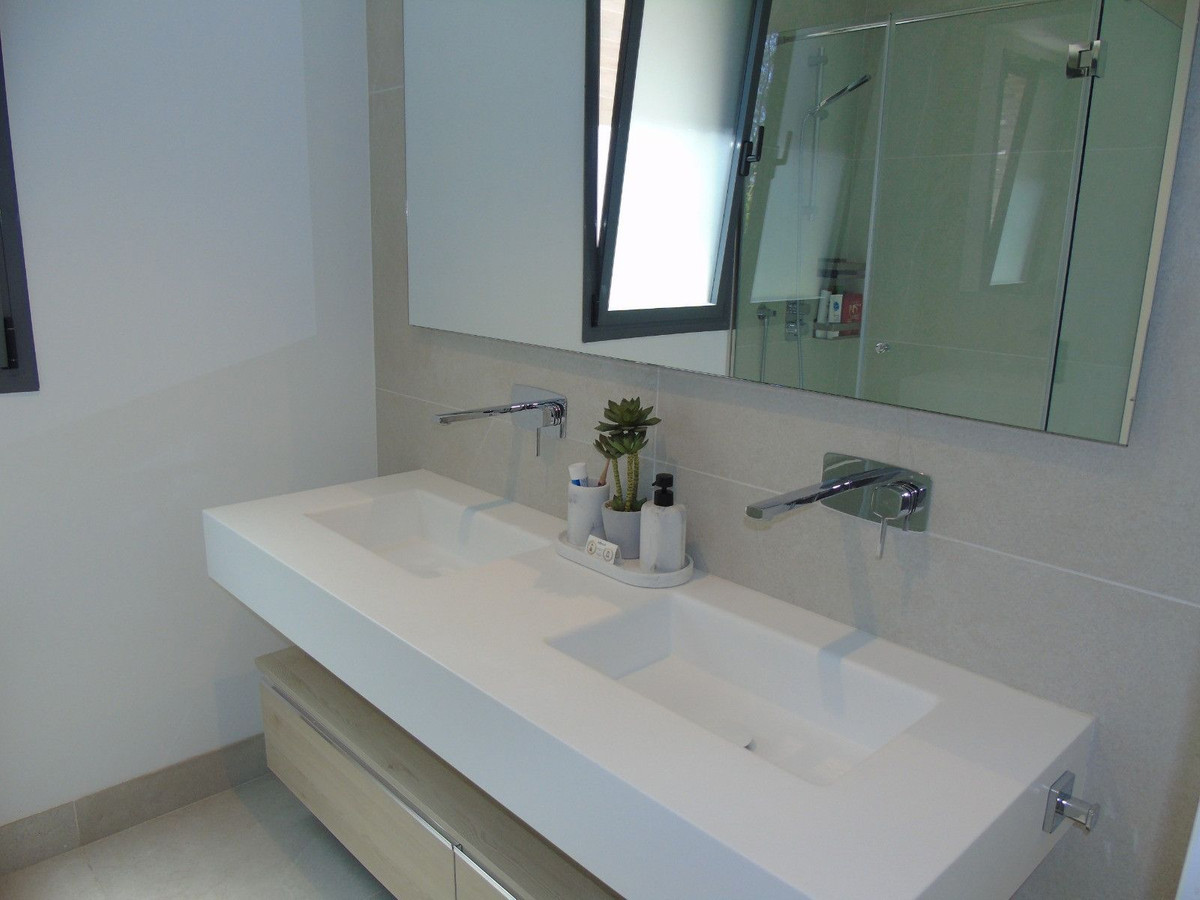 Property main view 33