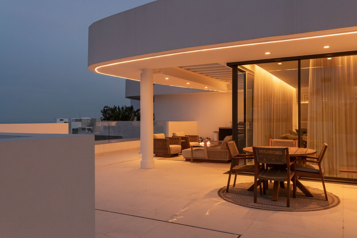 Penthouse te koop in Marbella | 3 slaapkamers H5411542
