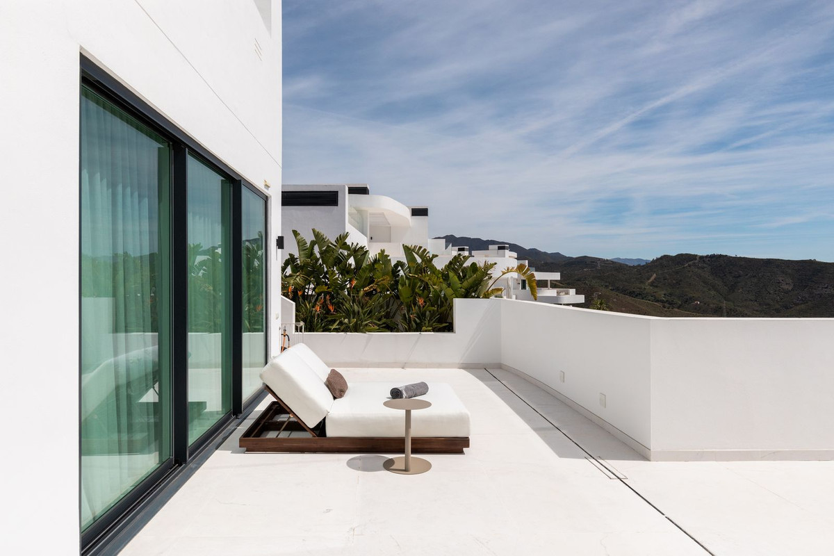 Penthouse te koop in Marbella | 3 slaapkamers H5411542