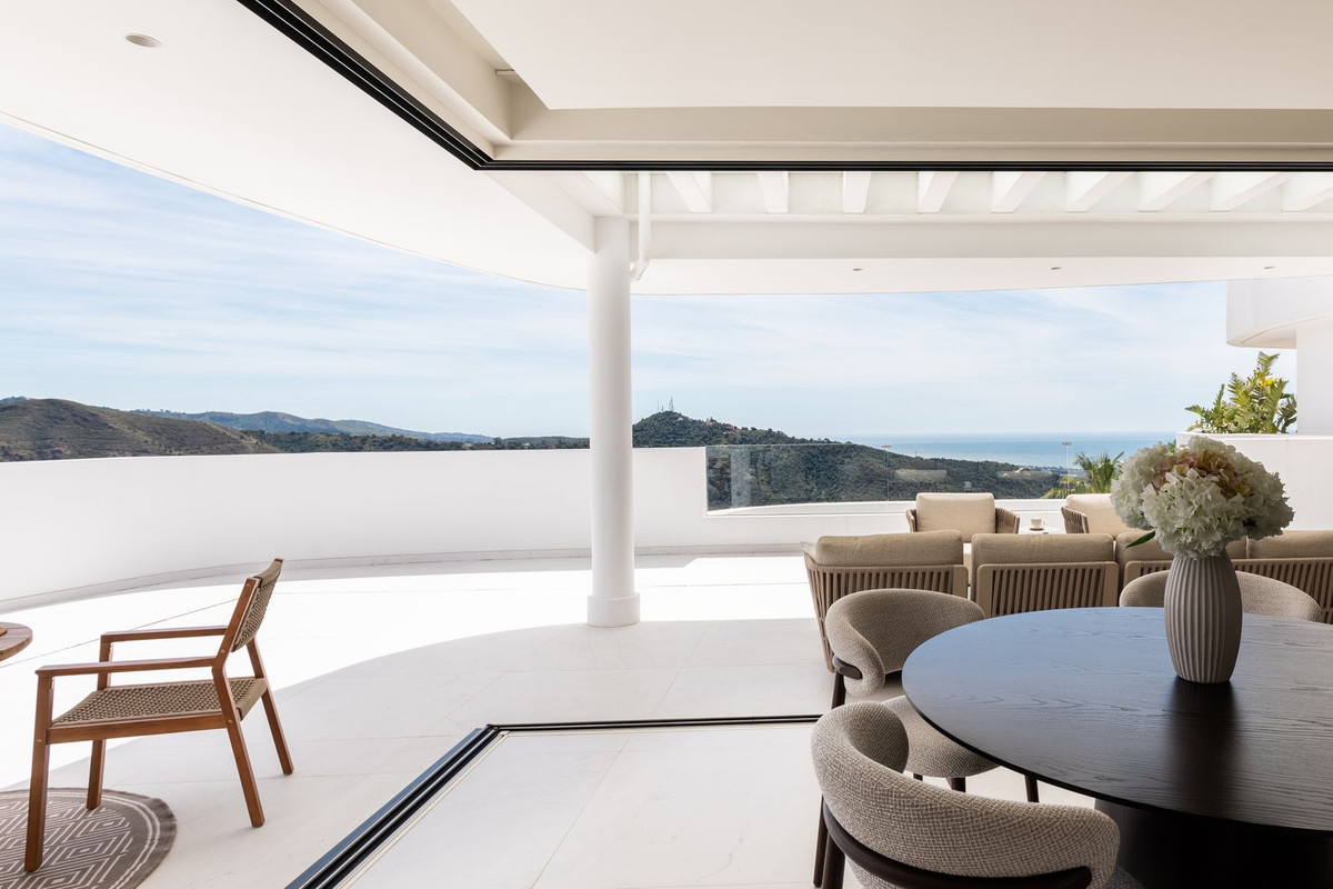 Penthouse te koop in Marbella | 3 slaapkamers H5411542