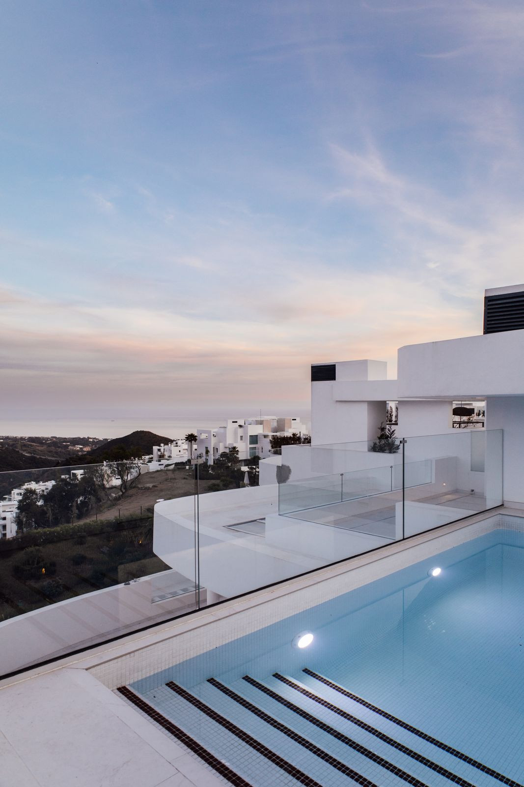 Penthouse te koop in Marbella | 3 slaapkamers H5411542