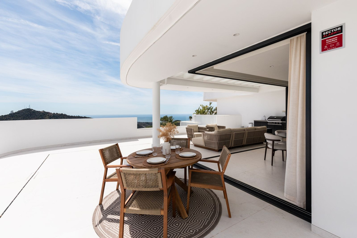 Penthouse te koop in Marbella | 3 slaapkamers H5411542