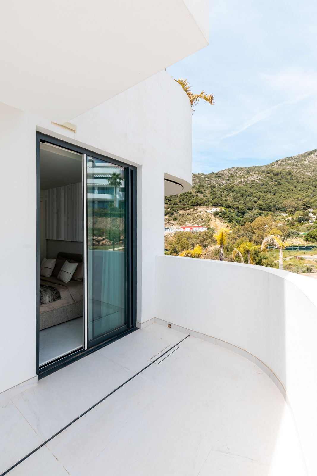 Penthouse te koop in Marbella | 3 slaapkamers H5411542