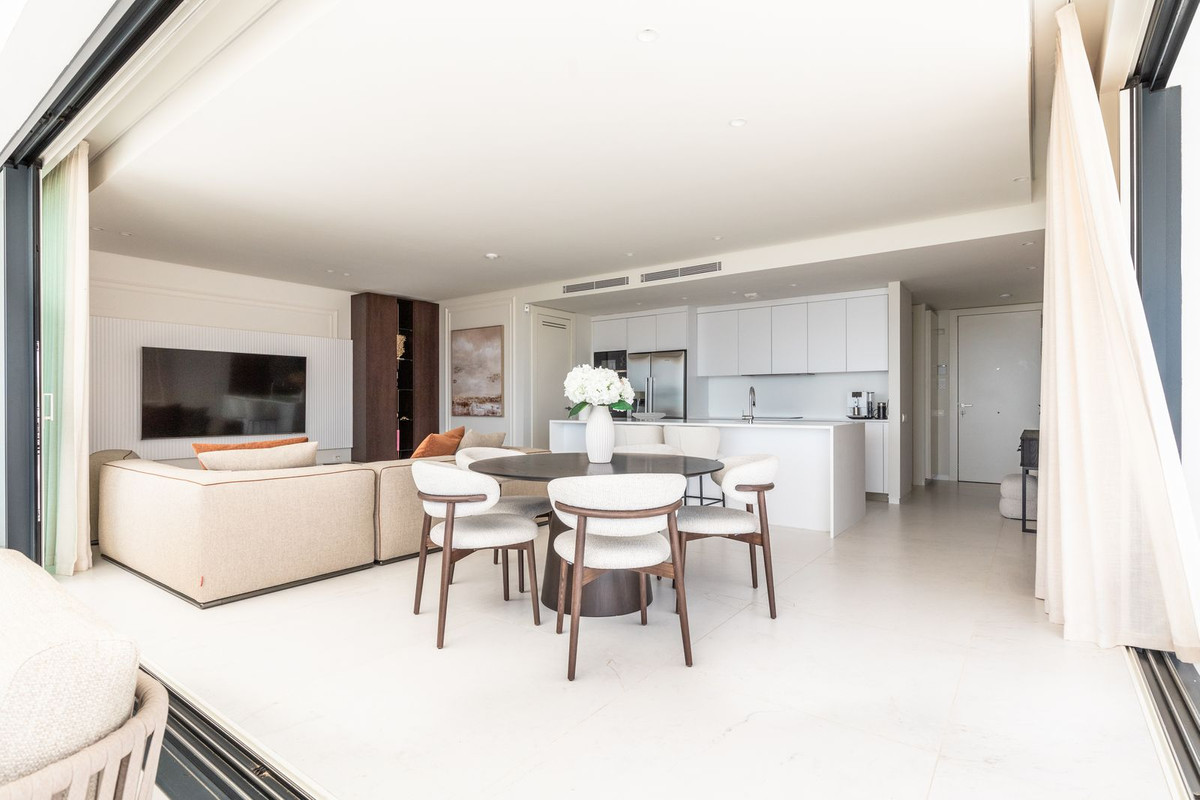 Penthouse te koop in Marbella | 3 slaapkamers H5411542