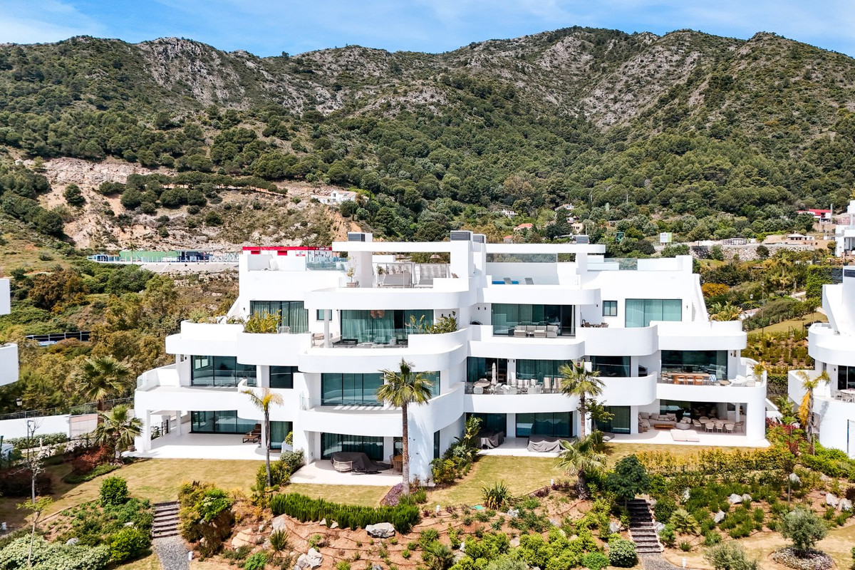 Penthouse te koop in Marbella | 3 slaapkamers H5411542
