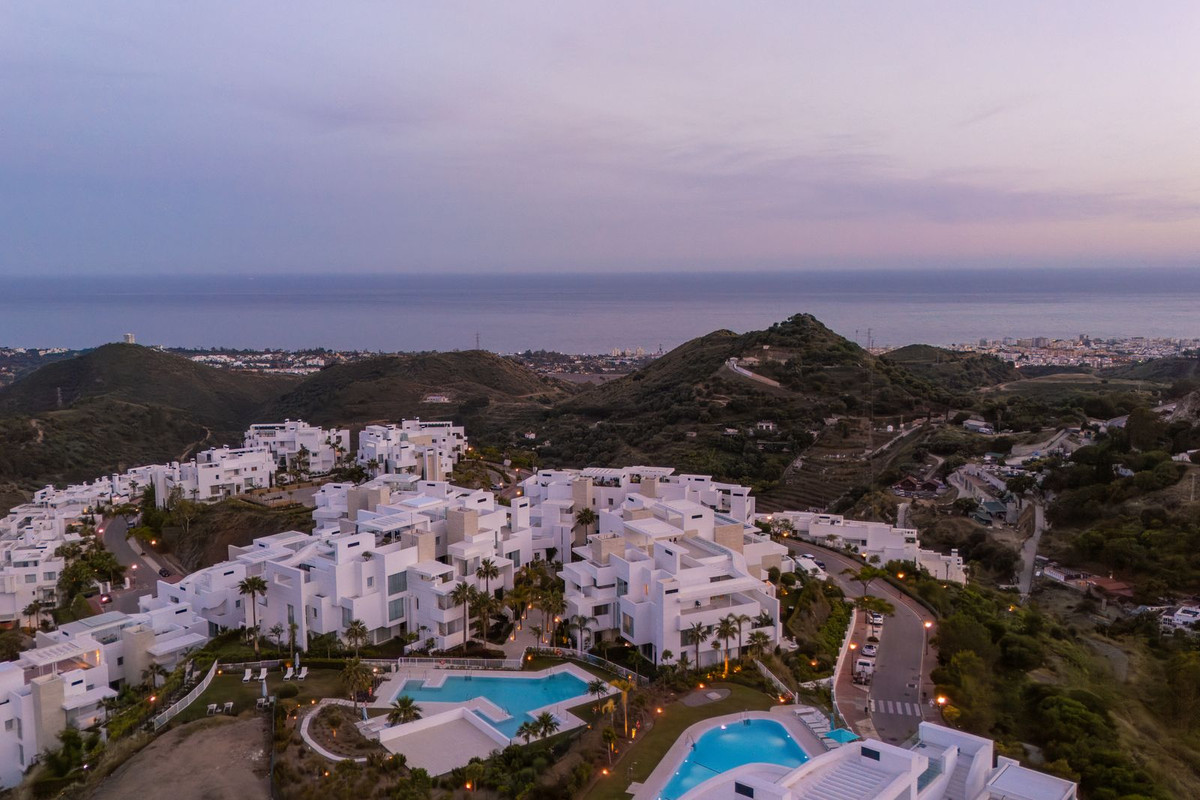 Penthouse te koop in Marbella | 3 slaapkamers H5411542