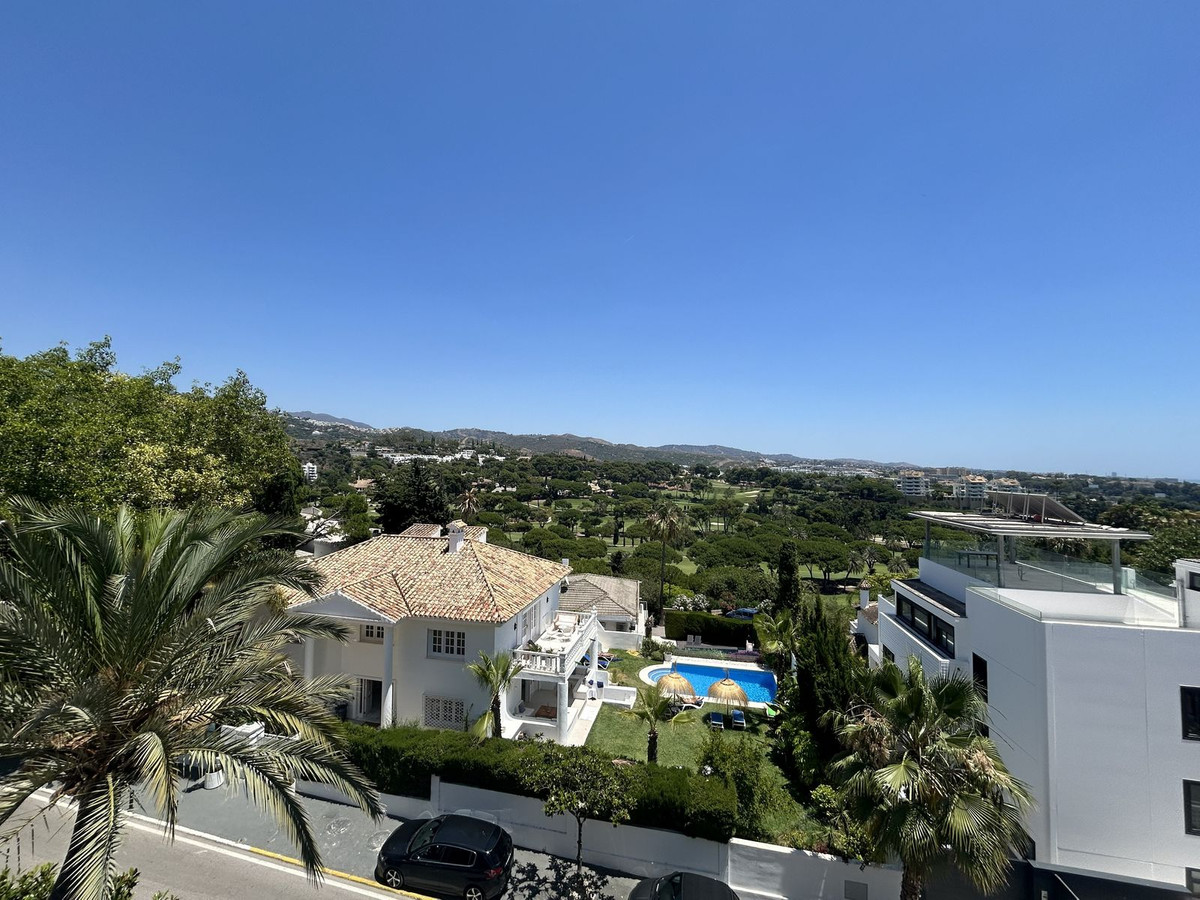 Penthouse te koop in Marbella | 1 slaapkamers H5411677