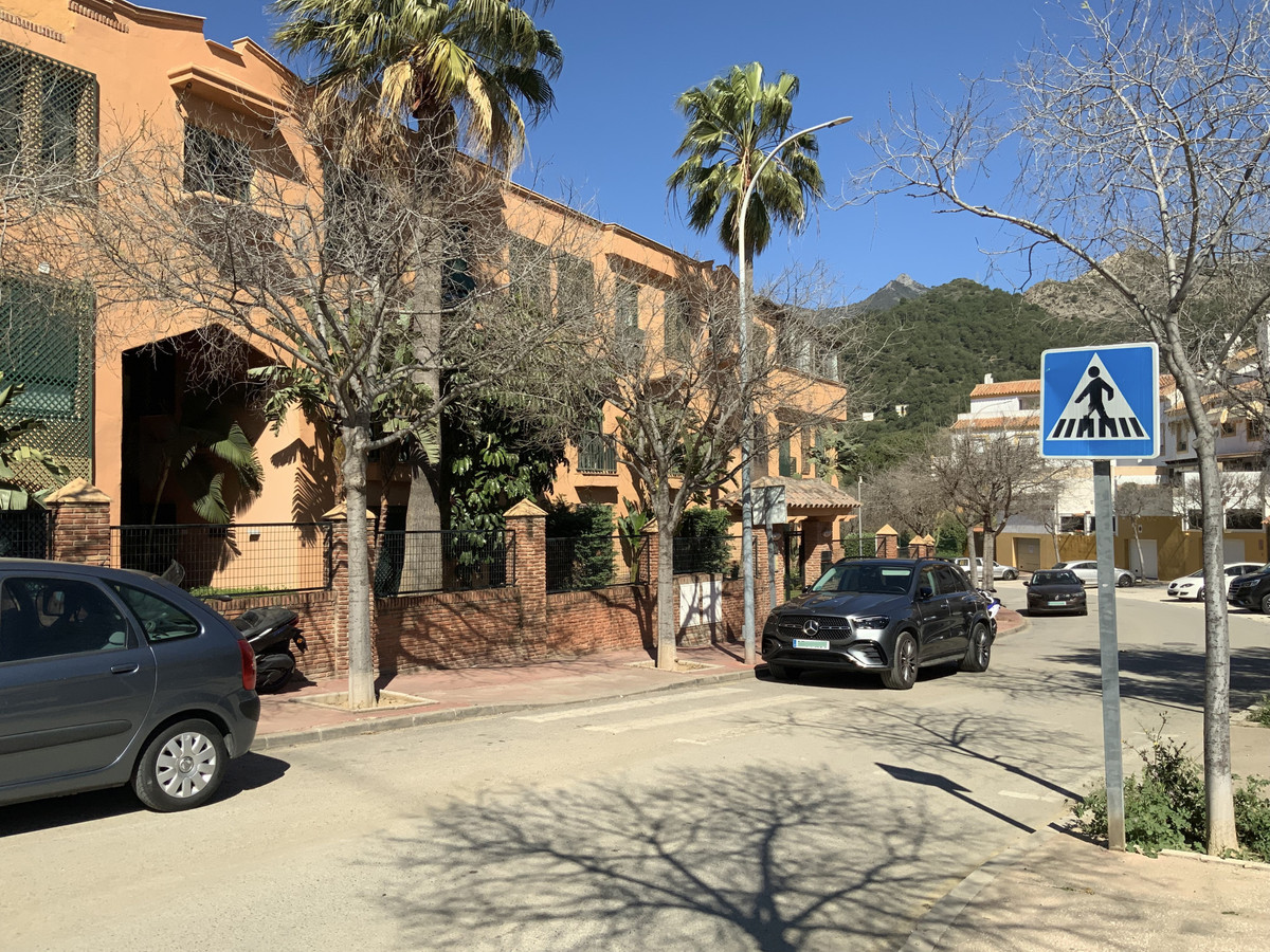 Appartement te koop in Marbella | 3 slaapkamers H5411860