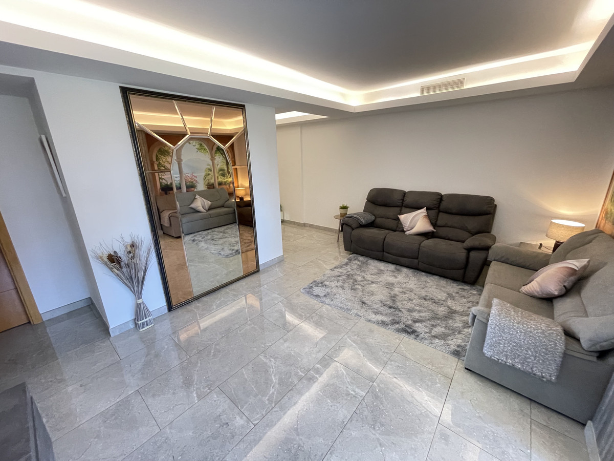 Appartement te koop in Marbella | 3 slaapkamers H5411860