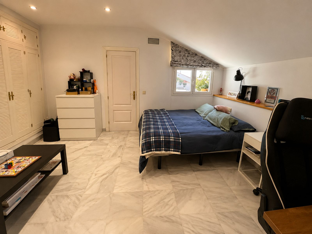 Appartement te koop in Marbella | 4 slaapkamers H5414476