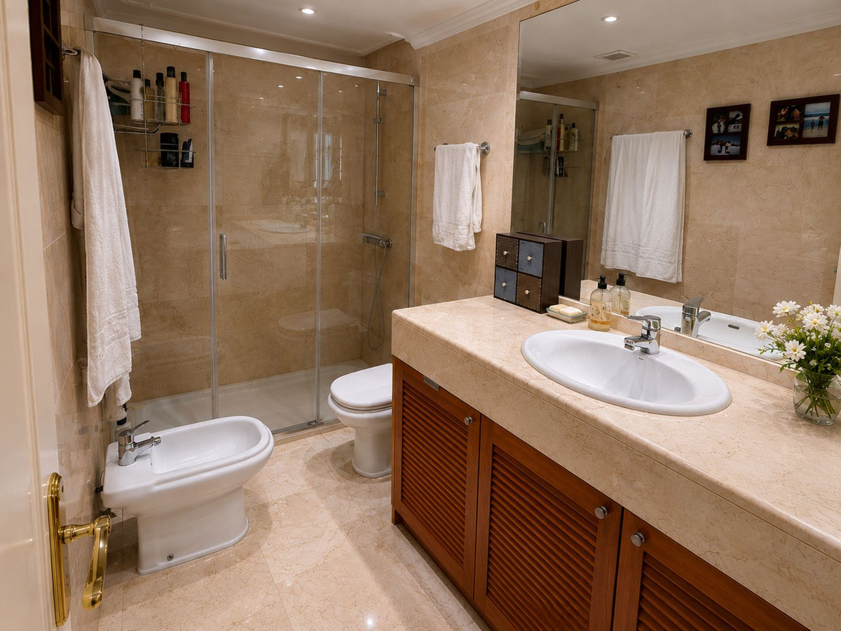 Appartement te koop in Marbella | 4 slaapkamers H5414476