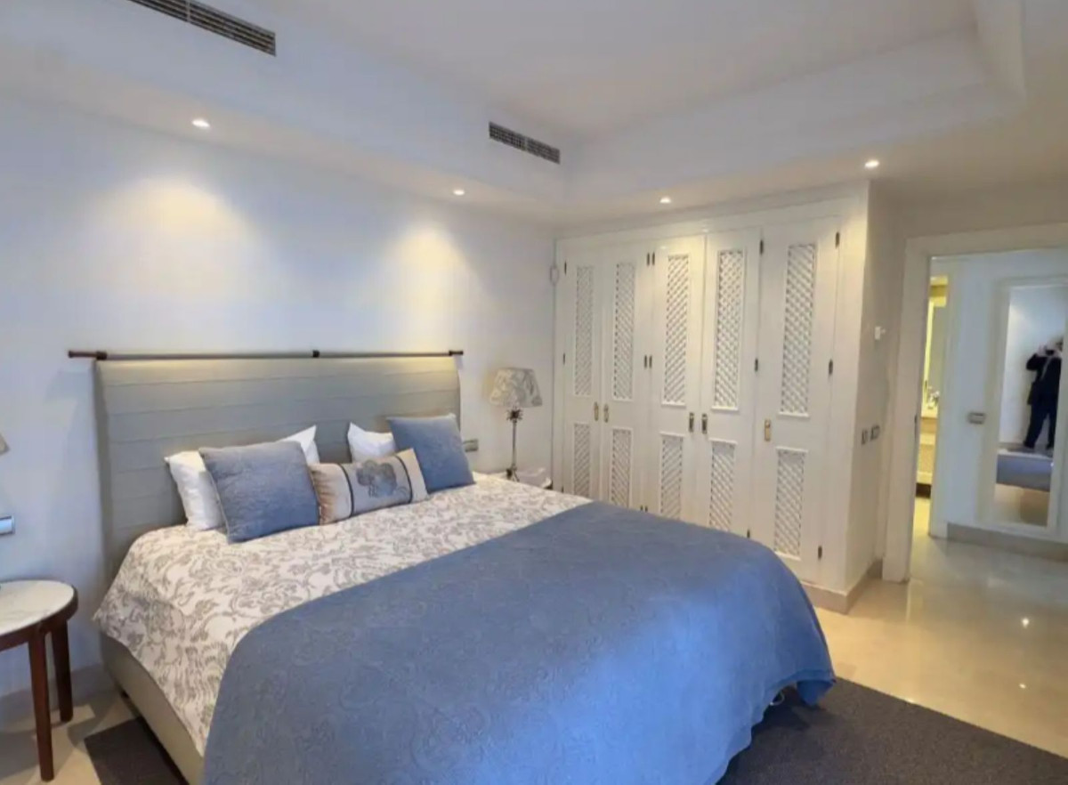 Appartement te koop in Marbella | 3 slaapkamers H5419378