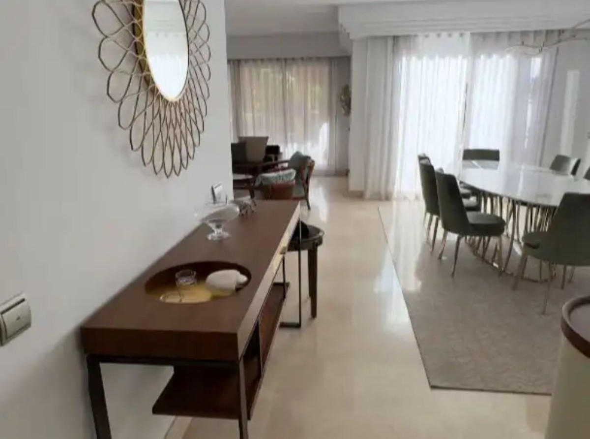 Appartement te koop in Marbella | 3 slaapkamers H5419378