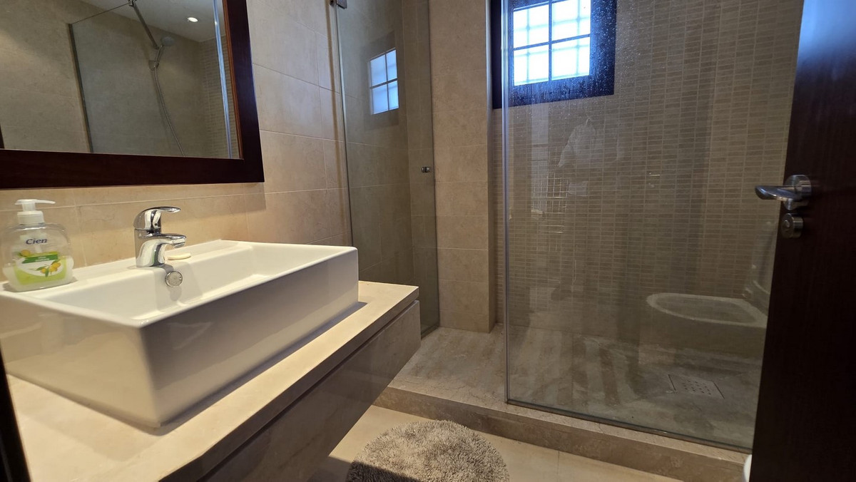 Appartement te koop in Marbella | 3 slaapkamers H5419507