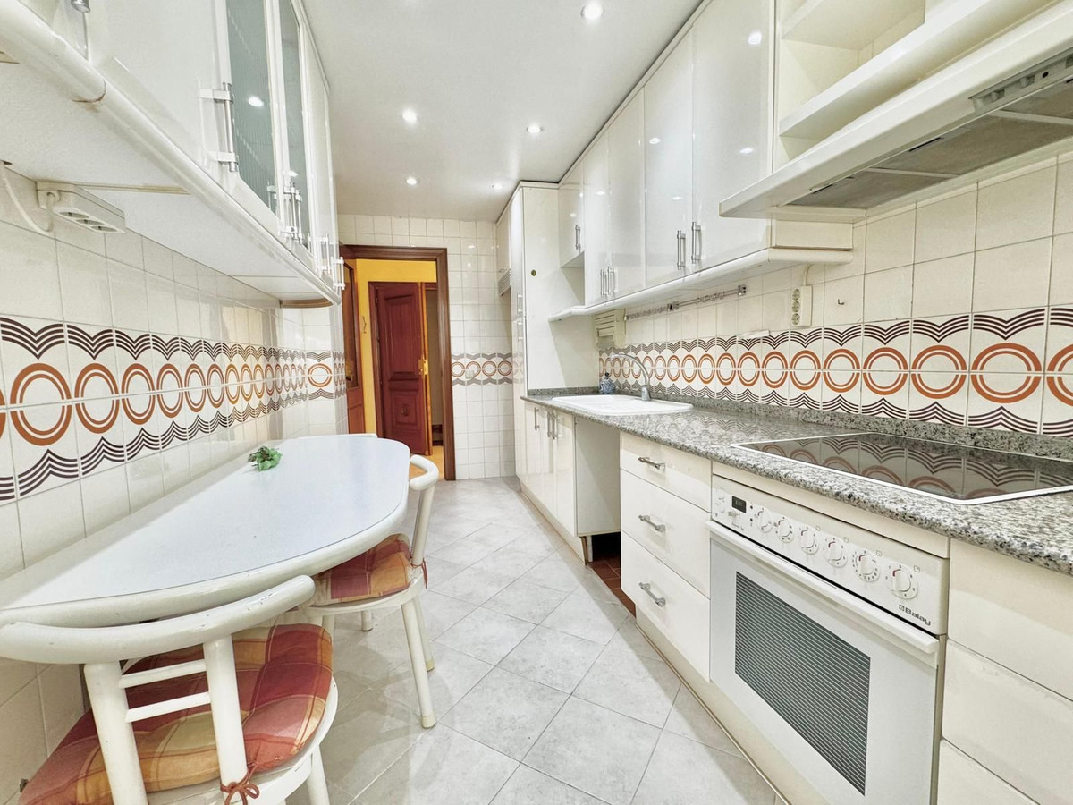 Appartement te koop in Marbella | 3 slaapkamers H5421028