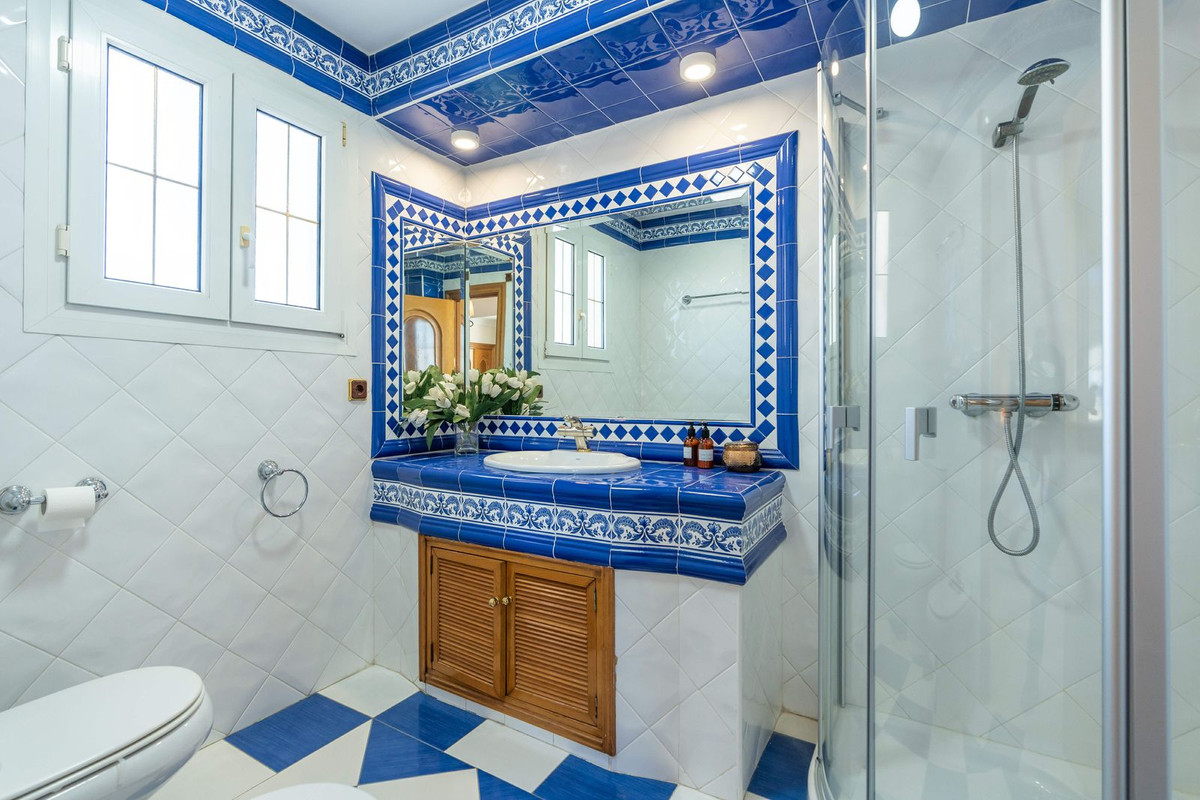 Penthouse te koop in Marbella | 5 slaapkamers H5421190